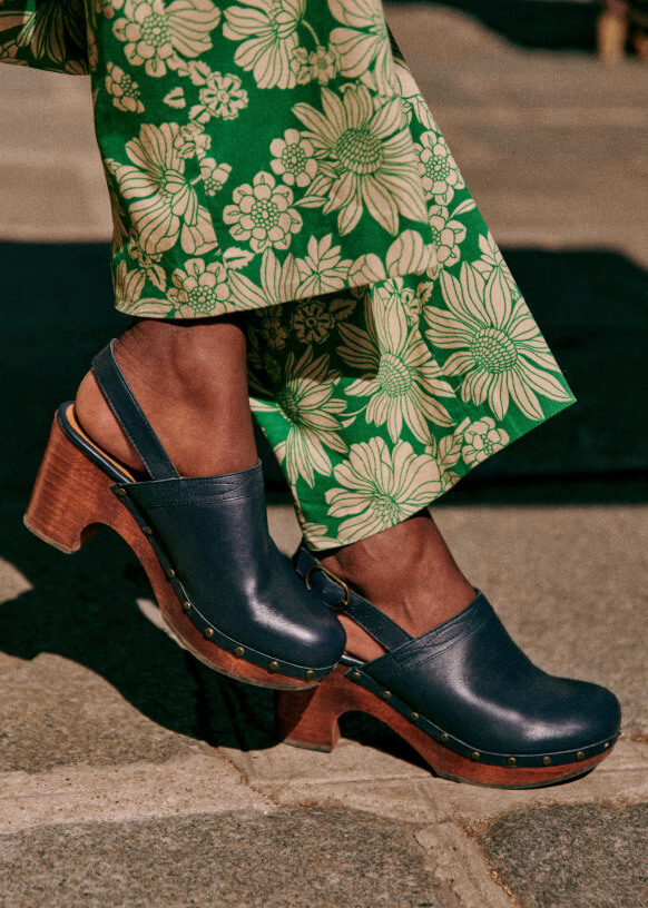 How I Plan On Styling Clogs For Fall - an indigo day