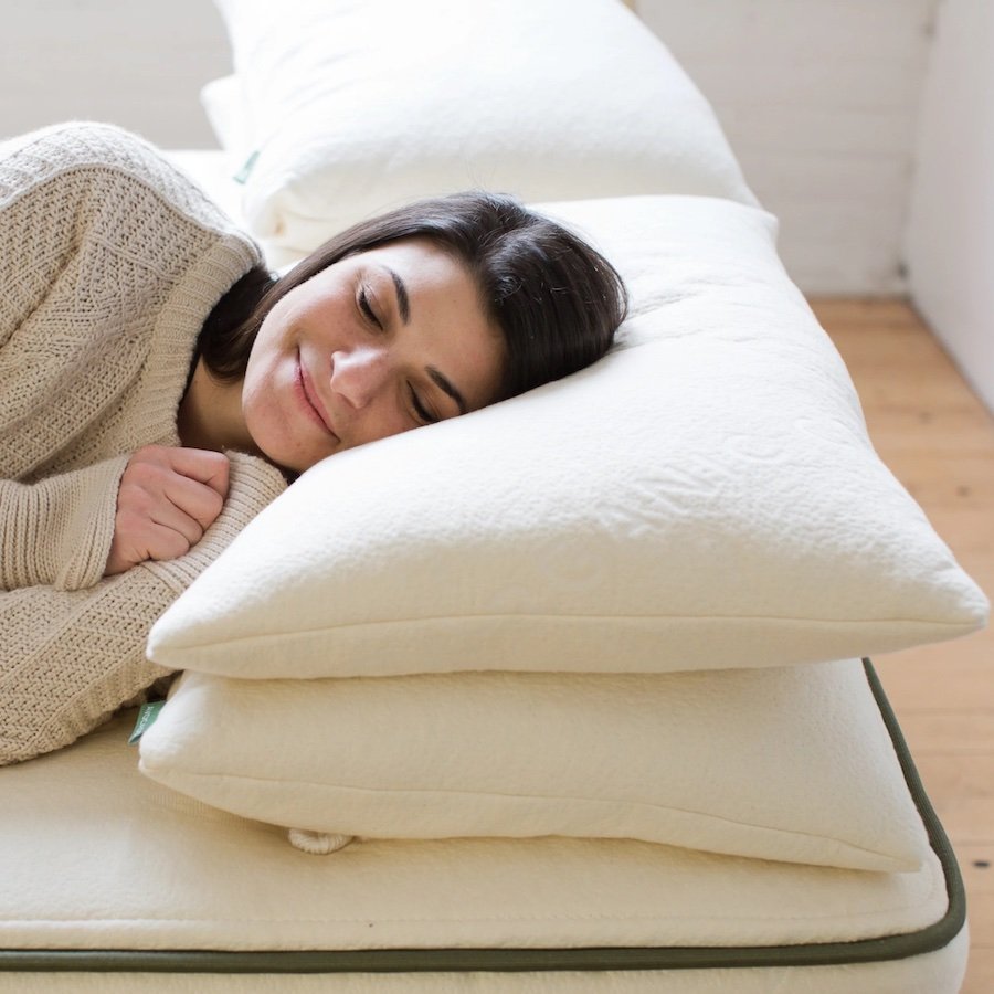 The Hidden Secrets Behind Picking The Correct Pillow Sizes