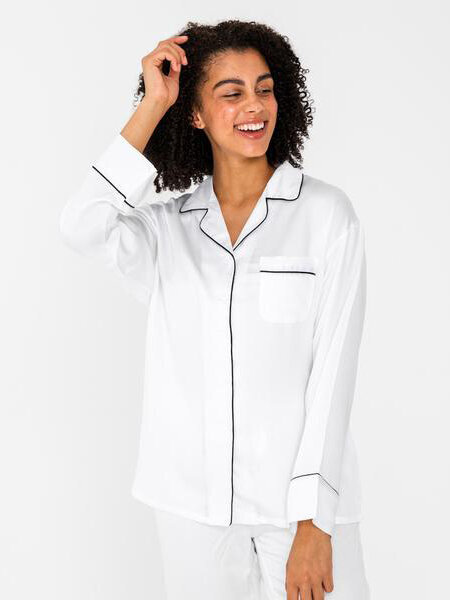 9 Sustainable Silk Pajamas For Soft Sleepwear - The Good Trade