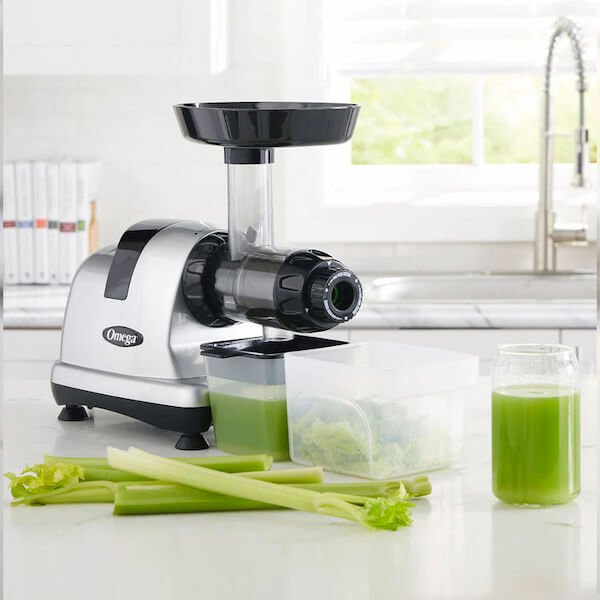 The 5 Best Cold Press Juicers For Liquid Greens - The Good Trade