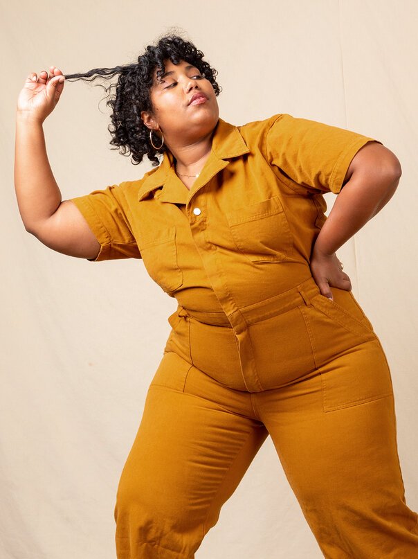 15 Sustainable Plus Size Clothing Brands That Match - The Good