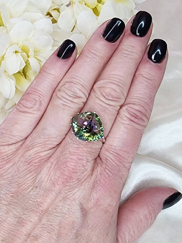 Cluster ruby diamond ring – Maison Mohs