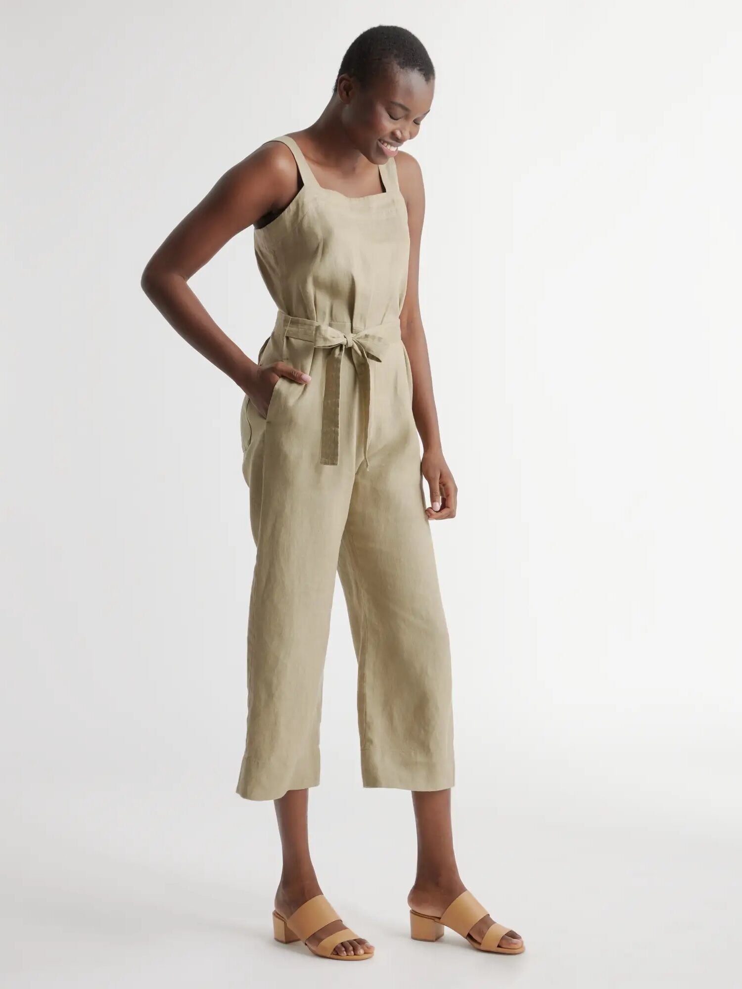 9 Best Affordable Linen Clothing Brands For Breezy Basics - The Good Trade