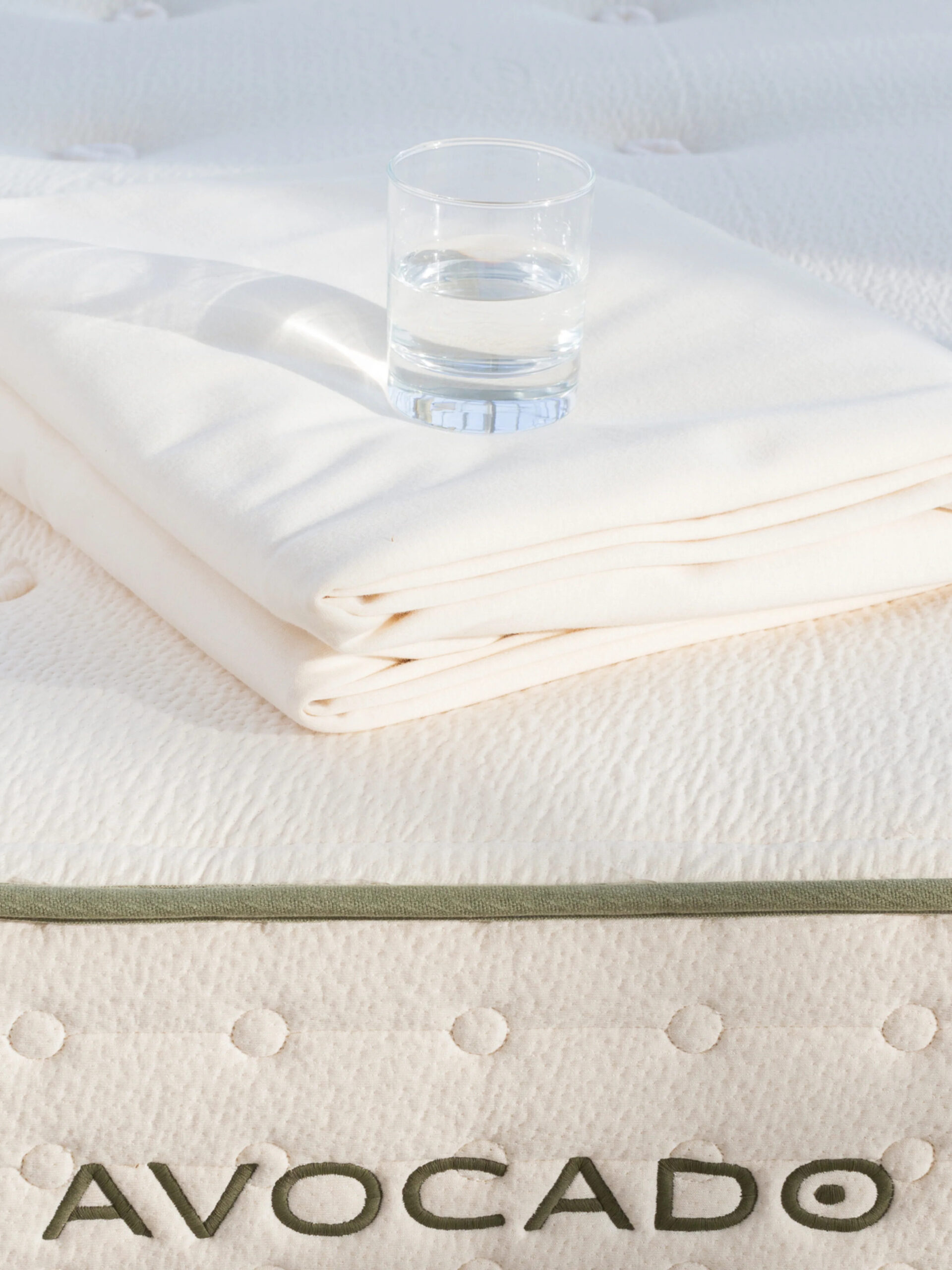 15 Organic Cotton Waterproof Mattress Protector – Nest Bedding®