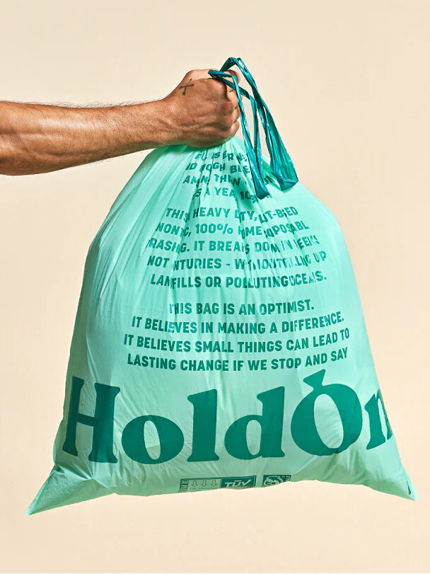 https://www.thegoodtrade.com/wp-content/uploads/2023/08/holdon-compostable-trash-bag-edited.jpeg