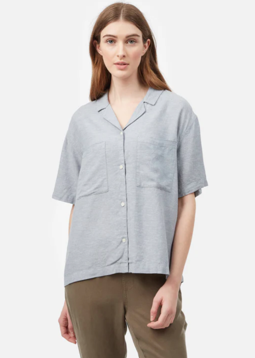 10 Sustainable Button Down Shirts For Women - The Good Trade