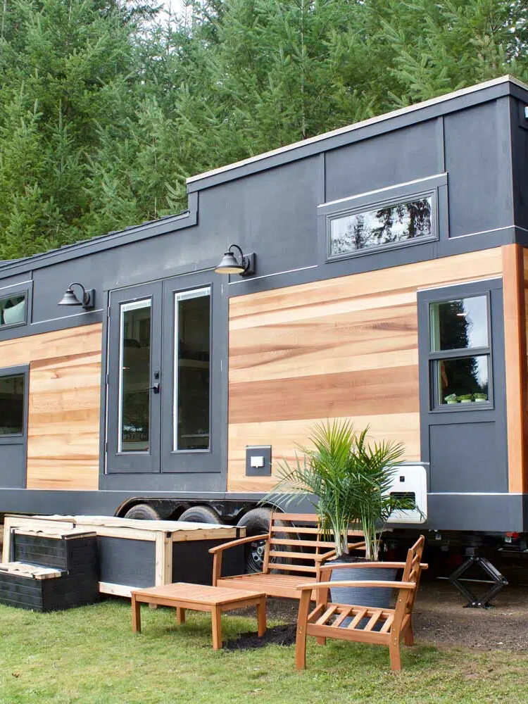 Tiny Homes Relationship Advice - 8 Couples Who Live in Tiny Homes