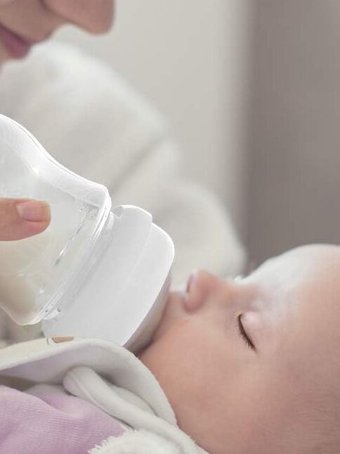 5 Hands-Free Breast Pumps For 2024 - The Good Trade