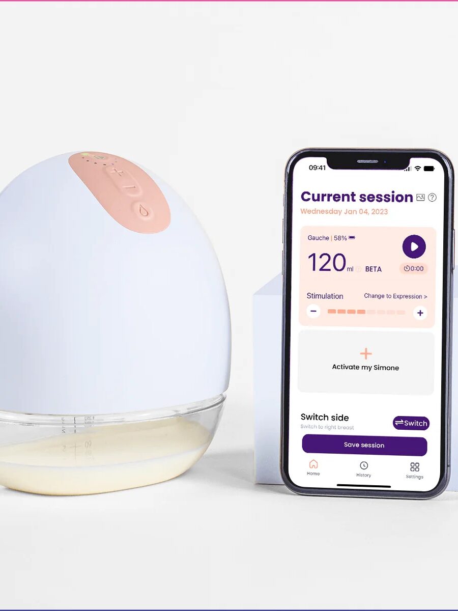 A breast pump device next to a smartphone displaying a monitoring app screen with session information and settings.